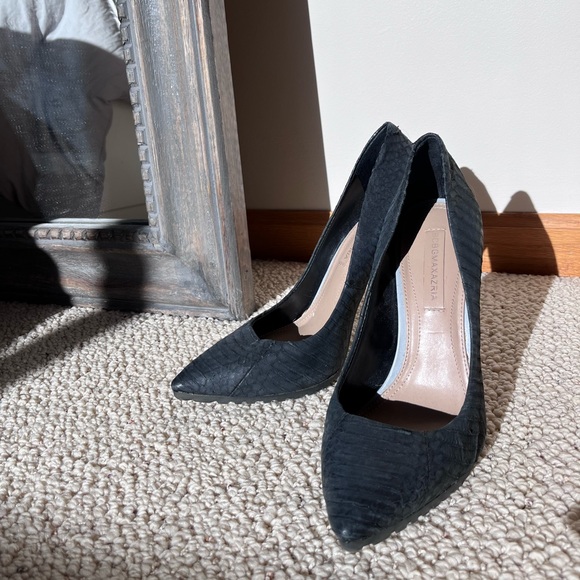 BCBGMaxAzria Shoes - BCBG MaxAzria Heels size 7.5